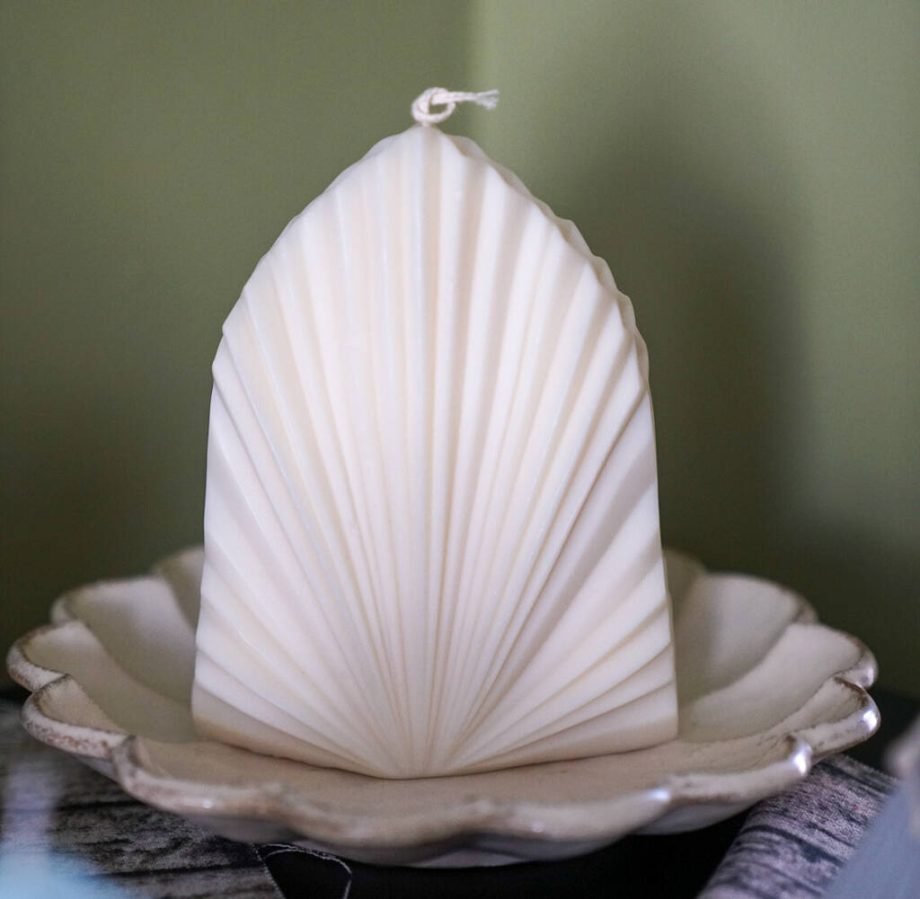 Giant Palm Big Leaf Shaped Soy Wax Candle