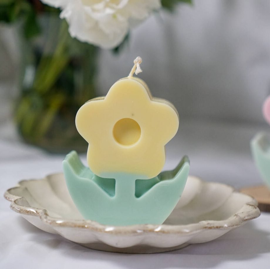 Handmade Giant Flower Soy Wax Candle